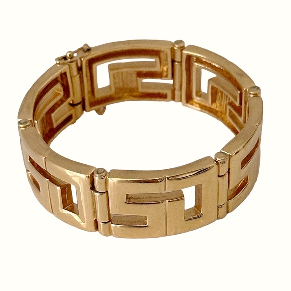 ST JOHN Vintage Logo Gold Plated Bracelet RARE - Picture 2 of 5